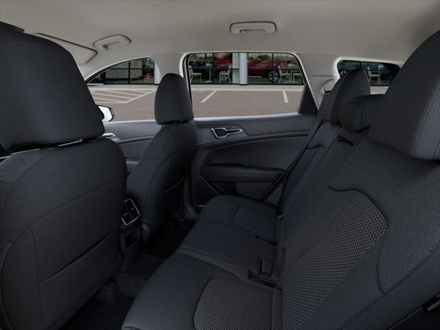 Photo of 2026 Glacial White Pearl Kia Sportage