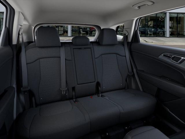 Photo of 2026 Glacial White Pearl Kia Sportage