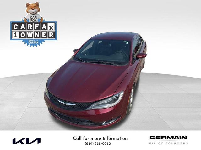 Photo of 2016 Velvet Red Pearlcoat Chrysler 200