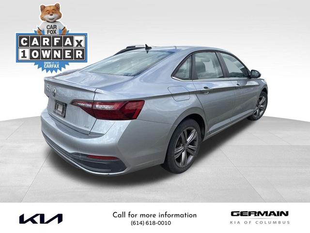 Photo of 2022 Pyrite Silver Metallic Volkswagen Jetta