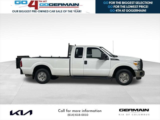 Photo of 2015 Oxford White Ford F-250