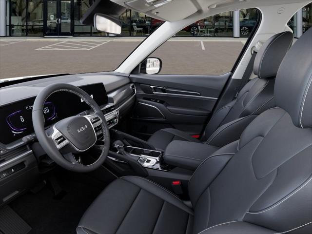 Photo of 2025 Ebony Black Kia Telluride