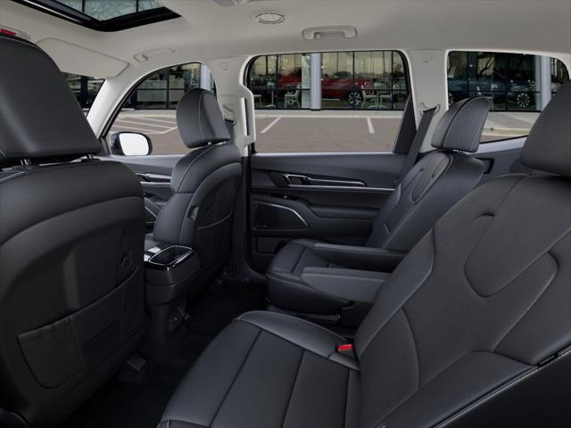 Photo of 2025 Ebony Black Kia Telluride