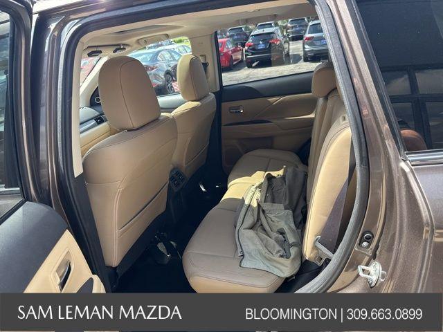 Photo of 2019 Quartz Brown Metallic Mitsubishi Outlander