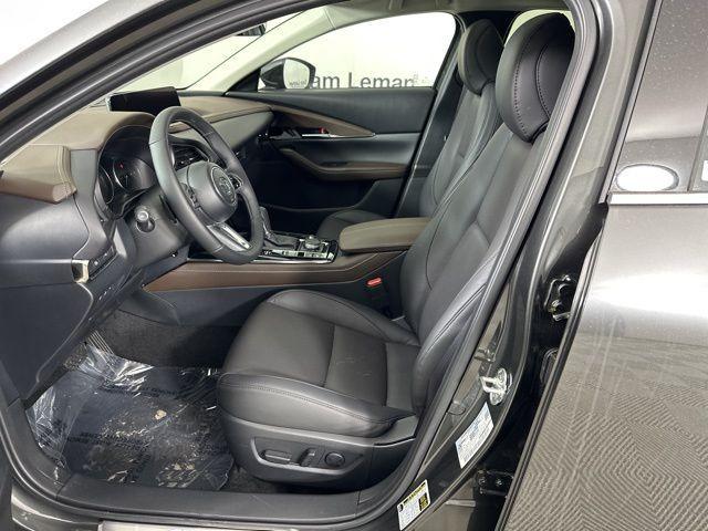Photo of 2025 Machine Gray Metallic Mazda CX-30