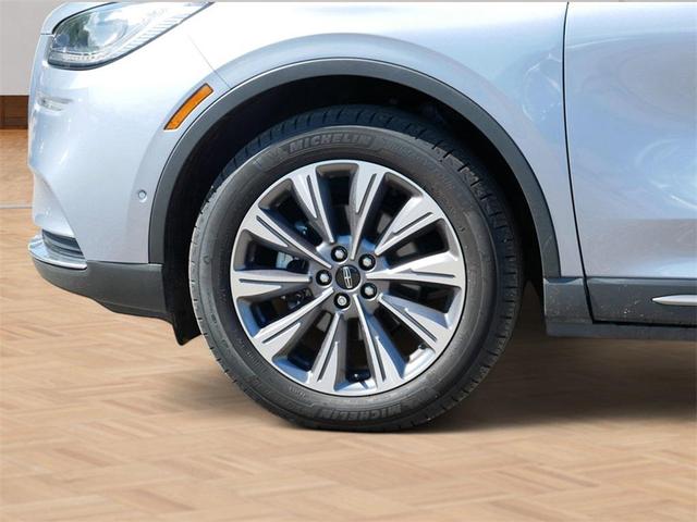 Photo of 2022 Elite Blue Metallic Clearcoat Lincoln Corsair