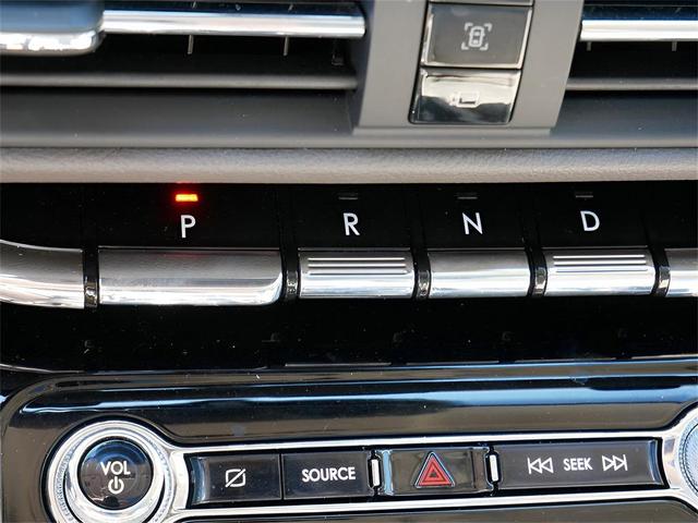Photo of 2022 Elite Blue Metallic Clearcoat Lincoln Corsair
