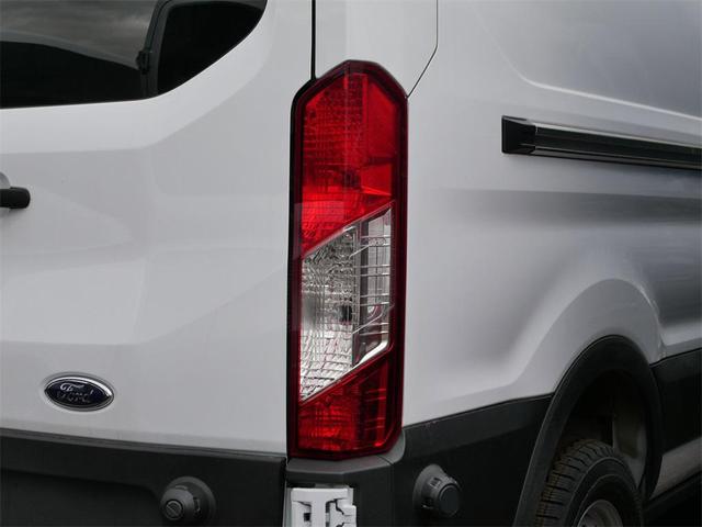 Photo of 2024 Oxford White Ford Transit-350