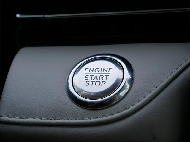 Photo of 2024 Lustrous Gray Metallic Clearcoat Lincoln Nautilus