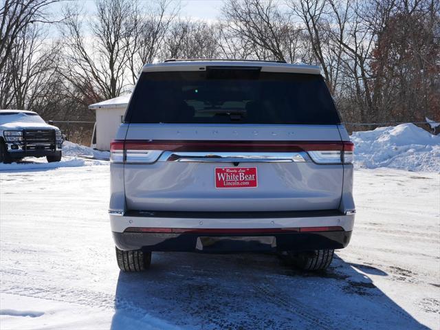 Photo of 2024 Ceramic Pearl Metallic Tri-Coat Lincoln Navigator