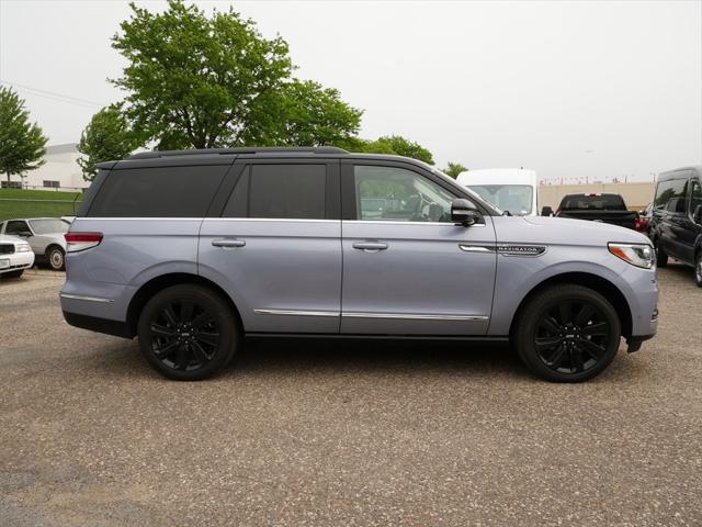 Photo of 2024 Chroma Crystal Blue Metallic Premium Colorant Lincoln Navigator