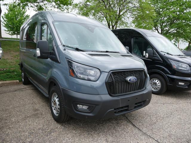 Photo of 2024 Gray Metallic Ford Transit-350