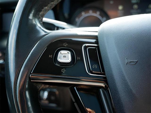 Photo of 2022 Infinite Black Metallic Clearcoat Lincoln Corsair