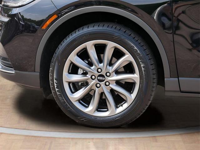 Photo of 2022 Infinite Black Metallic Clearcoat Lincoln Corsair