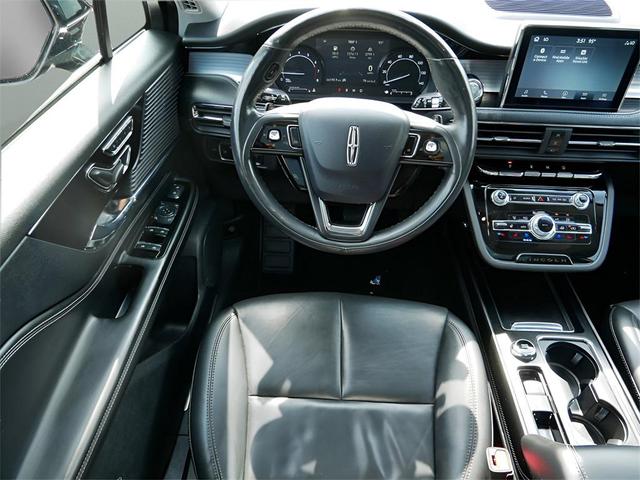 Photo of 2022 Infinite Black Metallic Clearcoat Lincoln Corsair