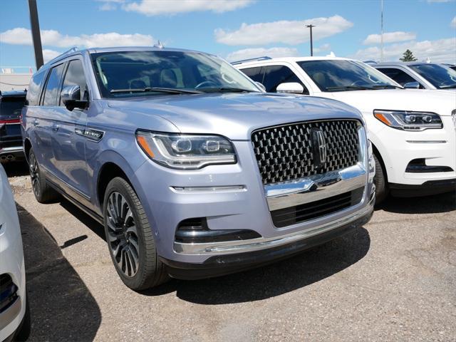 Photo of 2023 Chroma Crystal Blue Metallic Premium Colorant Lincoln Navigator