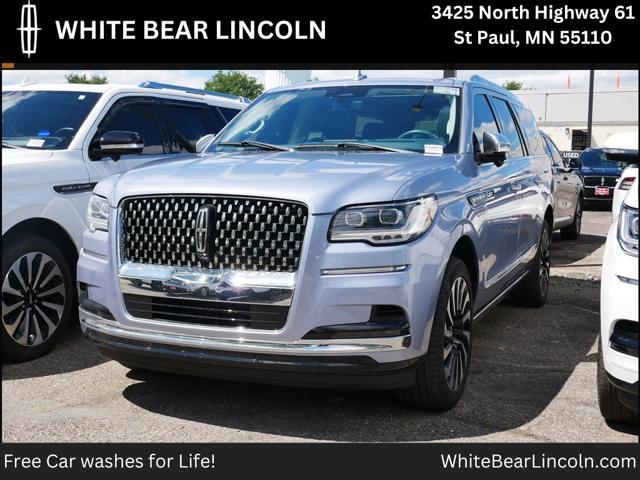 Photo of 2023 Chroma Crystal Blue Metallic Premium Colorant Lincoln Navigator