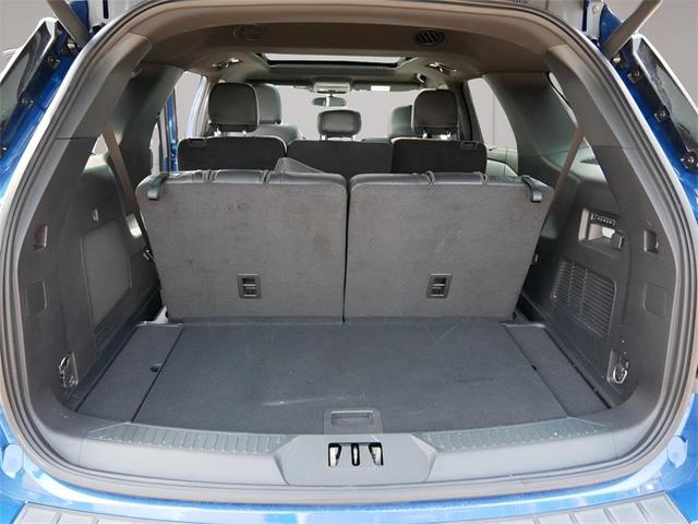 Photo of 2022 Blue Ford Explorer