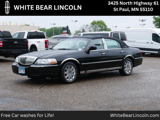 2005 Lincoln Town Car