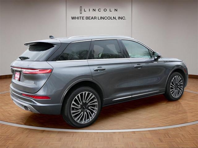 Photo of 2022 Gray Metallic Lincoln Corsair