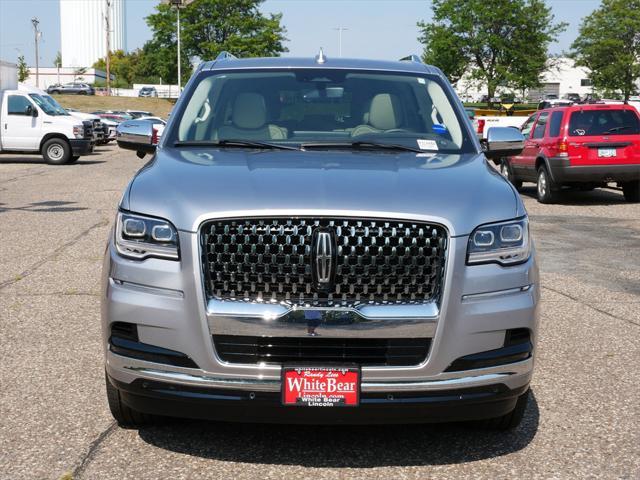 Photo of 2024 Radiance Metallic Lincoln Navigator