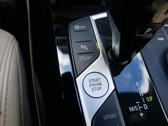 Photo of 2022 Black Sapphire Metallic BMW X3