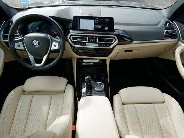 Photo of 2022 Black Sapphire Metallic BMW X3