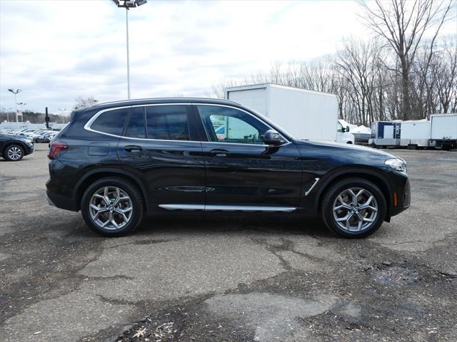 Photo of 2022 Black Sapphire Metallic BMW X3