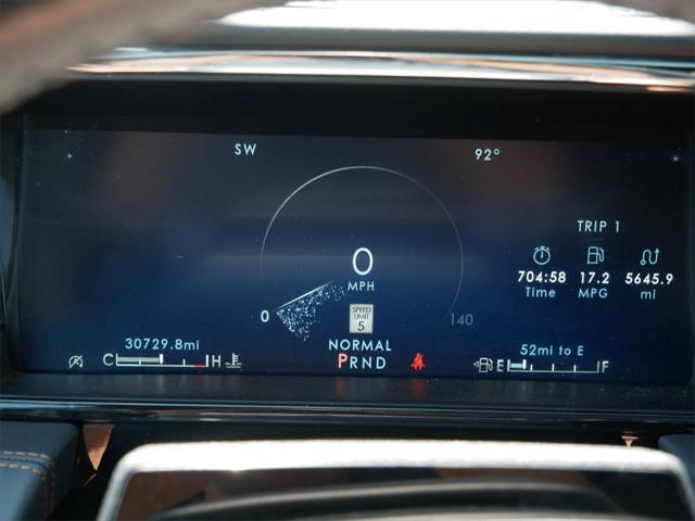 Photo of 2024 Radiance Metallic Lincoln Navigator