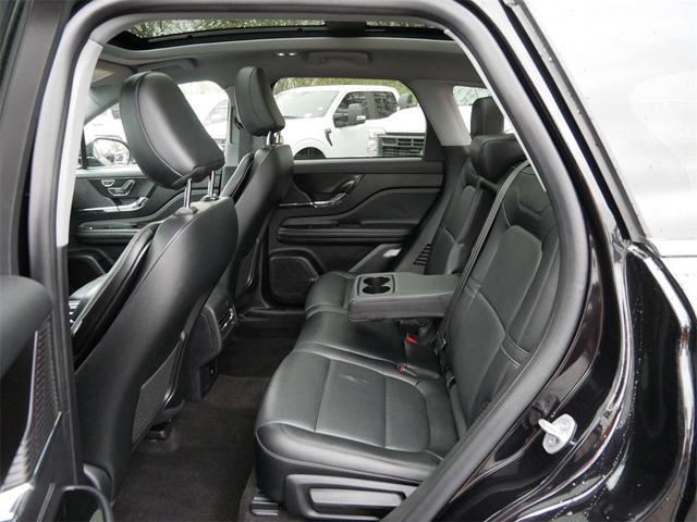 Photo of 2022 Infinite Black Metallic Clearcoat Lincoln Corsair