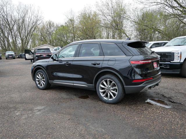 Photo of 2022 Infinite Black Metallic Clearcoat Lincoln Corsair
