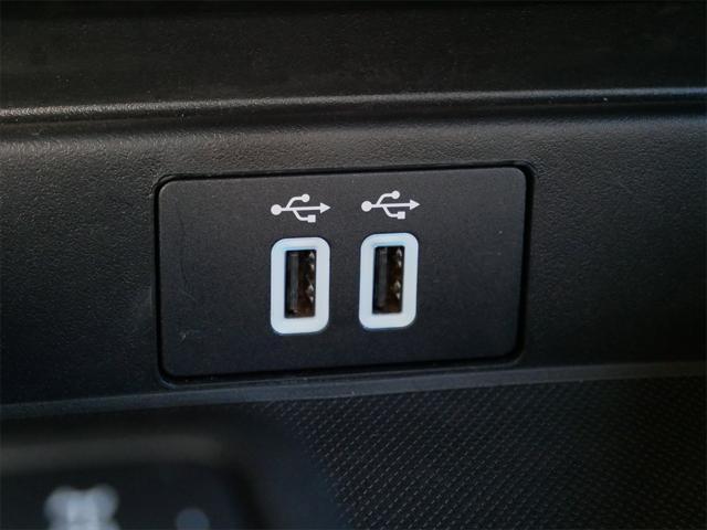 Photo of 2023 Oxford White Ford Ranger