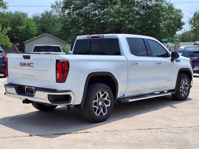 Photo of 2025 Summit White GMC Sierra 1500