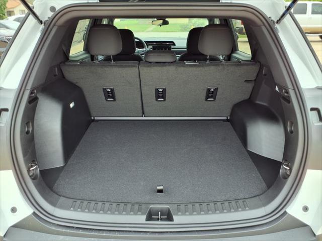 Photo of 2025 Summit White GMC Terrain