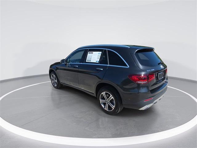 Photo of 2022 Graphite Grey Metallic Mercedes-Benz GLC 300