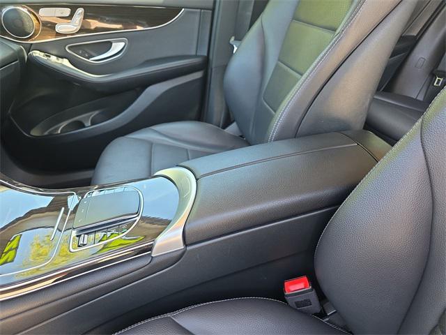 Photo of 2022 Graphite Grey Metallic Mercedes-Benz GLC 300
