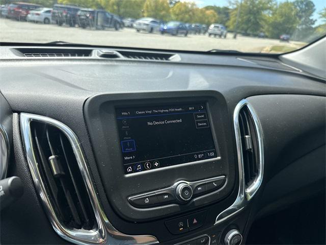 Photo of 2022 Blue Glow Metallic Chevrolet Equinox