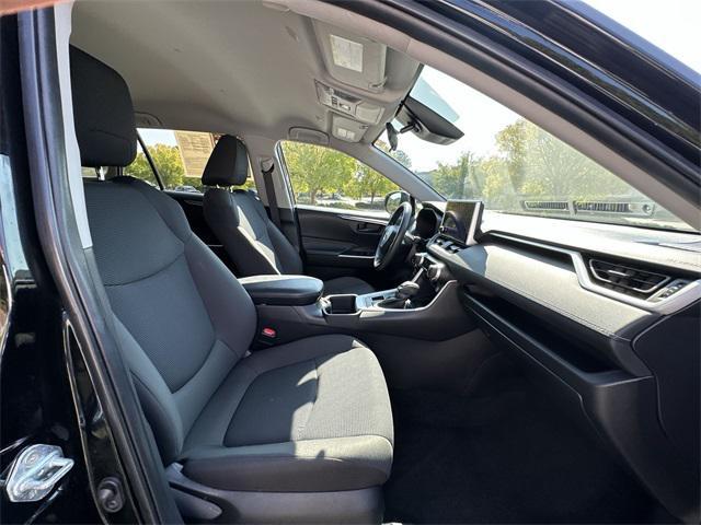 Photo of 2024 Midnight Black Metallic Toyota RAV4