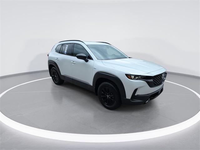 Photo of 2025 wind chill pearl Mazda CX-50 Hybrid