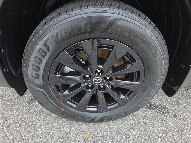 Photo of 2025 wind chill pearl Mazda CX-50 Hybrid