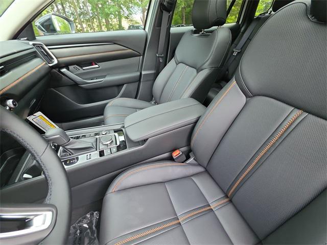 Photo of 2025 wind chill pearl Mazda CX-50 Hybrid