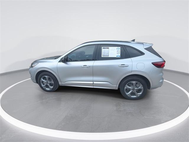 Photo of 2024 ICONIC SILVER METALLIC Ford Escape