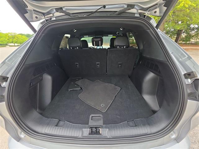 Photo of 2024 ICONIC SILVER METALLIC Ford Escape