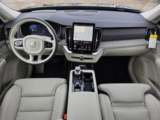 Photo of 2026 Black Volvo XC90