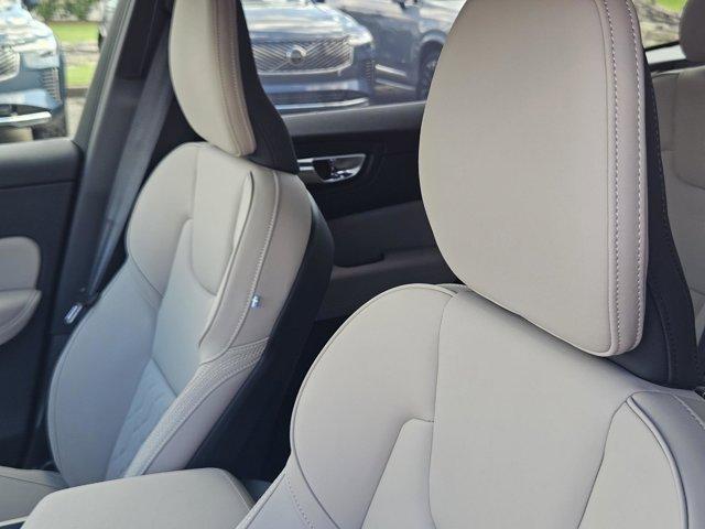 Photo of 2026 White Volvo XC60
