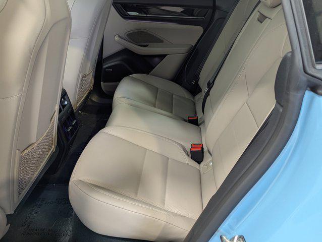 Photo of 2025 Frozen Blue Metallic Porsche Macan
