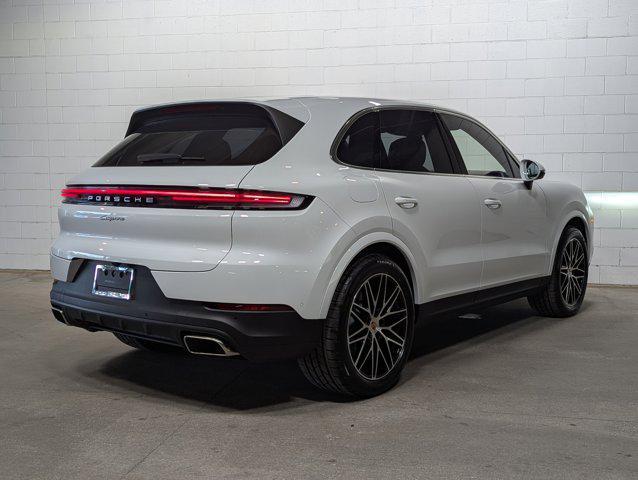 Photo of 2026 Carrara White Metallic Porsche Cayenne