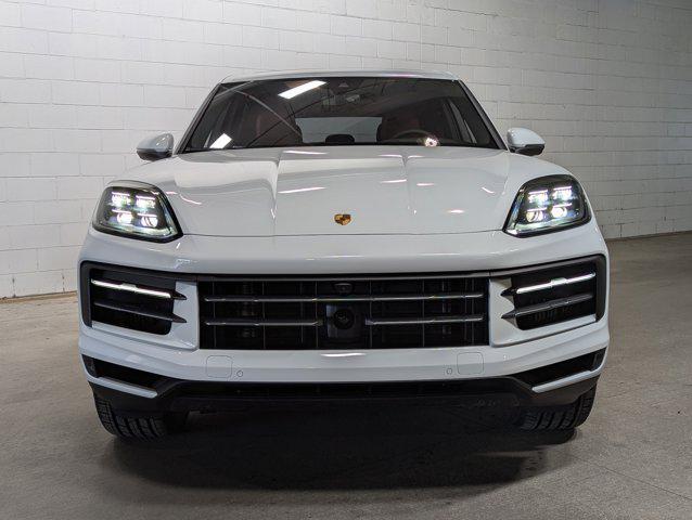 Photo of 2026 Carrara White Metallic Porsche Cayenne