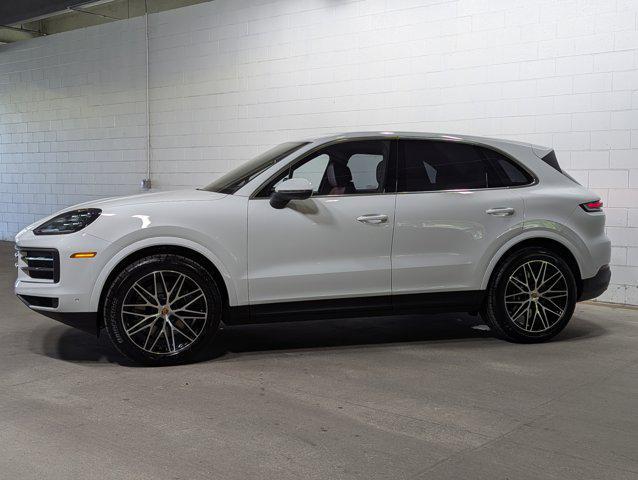 Photo of 2026 Carrara White Metallic Porsche Cayenne