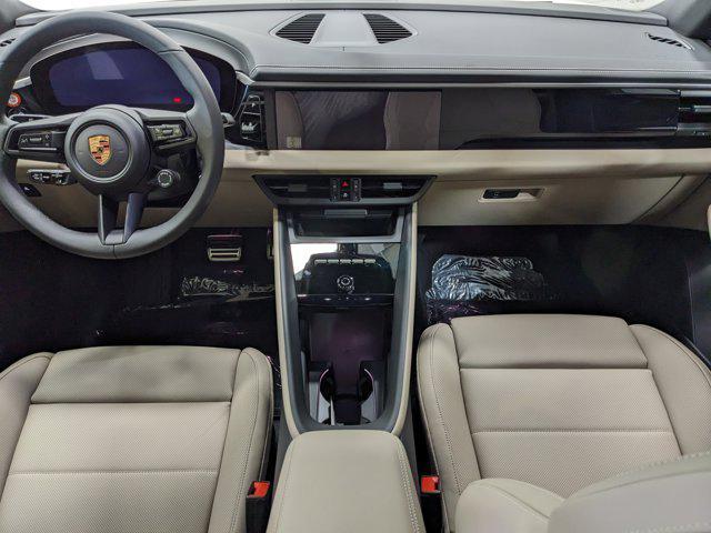 Photo of 2025 White Porsche Macan